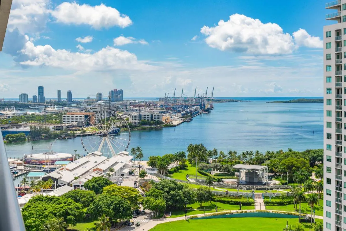 Image 3 of Luxury Waterfront Residences – near Kaseya Center