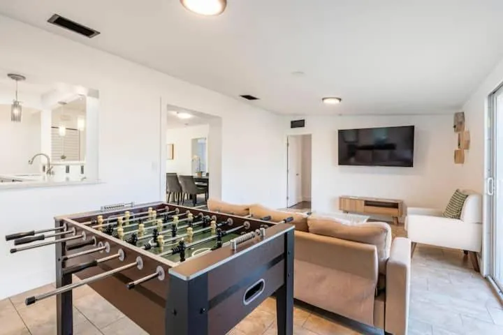 Image 4 of Luxury and Cozy Home on heart Miami w/Private Back