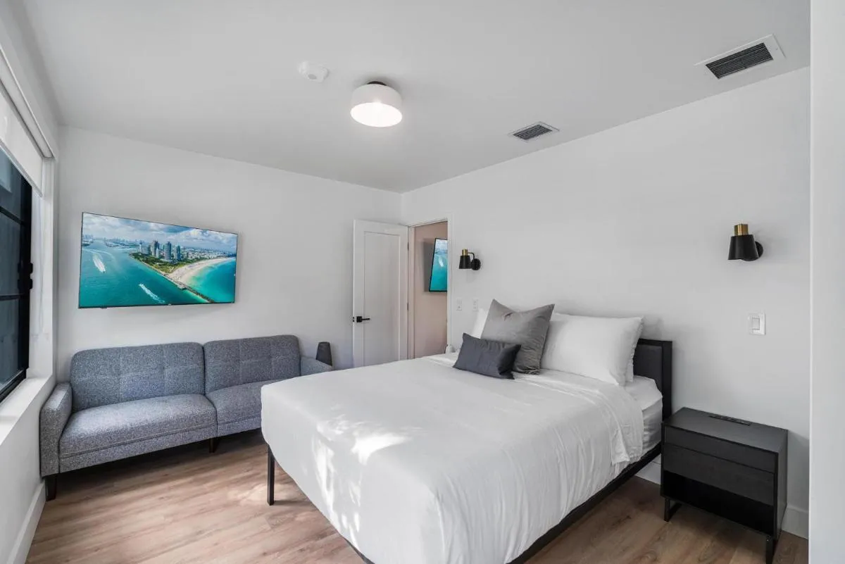 Image 6 of MaisonBlanche Lux Retreat By Renzzi