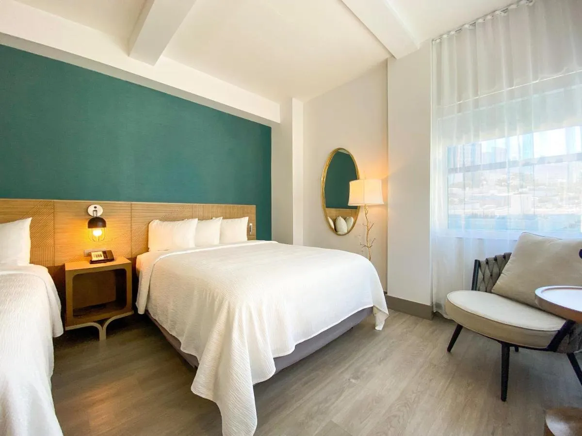 Image 6 of Marseilles Beachfront Hotel