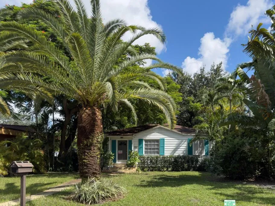 Image 4 of Melrose Villa