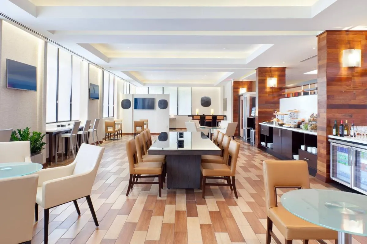 Image 4 of Miami Airport Marriott