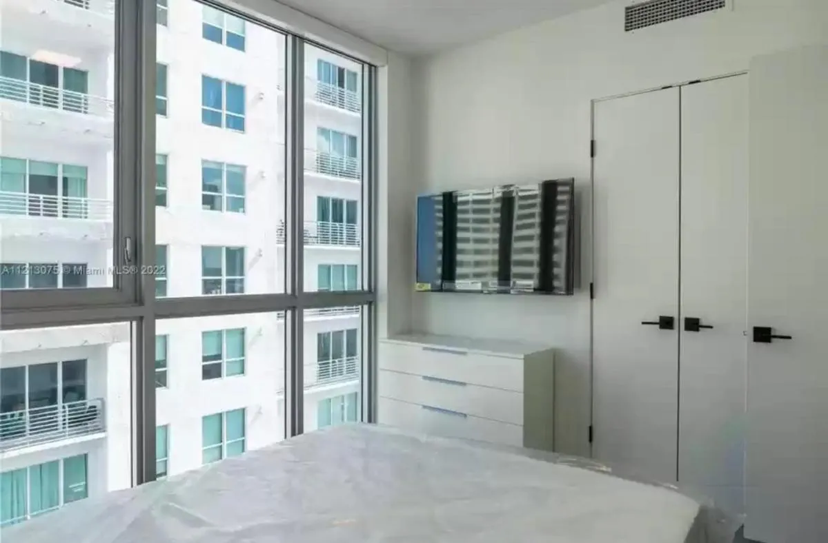 Image 6 of Miami Downtown Comfy Condo-Hotels in a luxury modern building