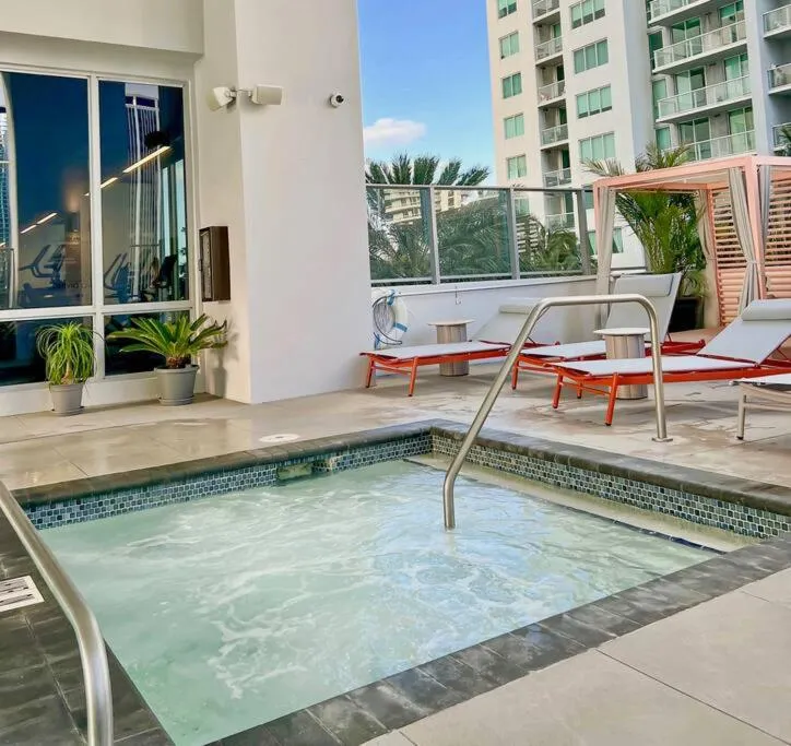 Image 2 of Miami Downtown East View 1609