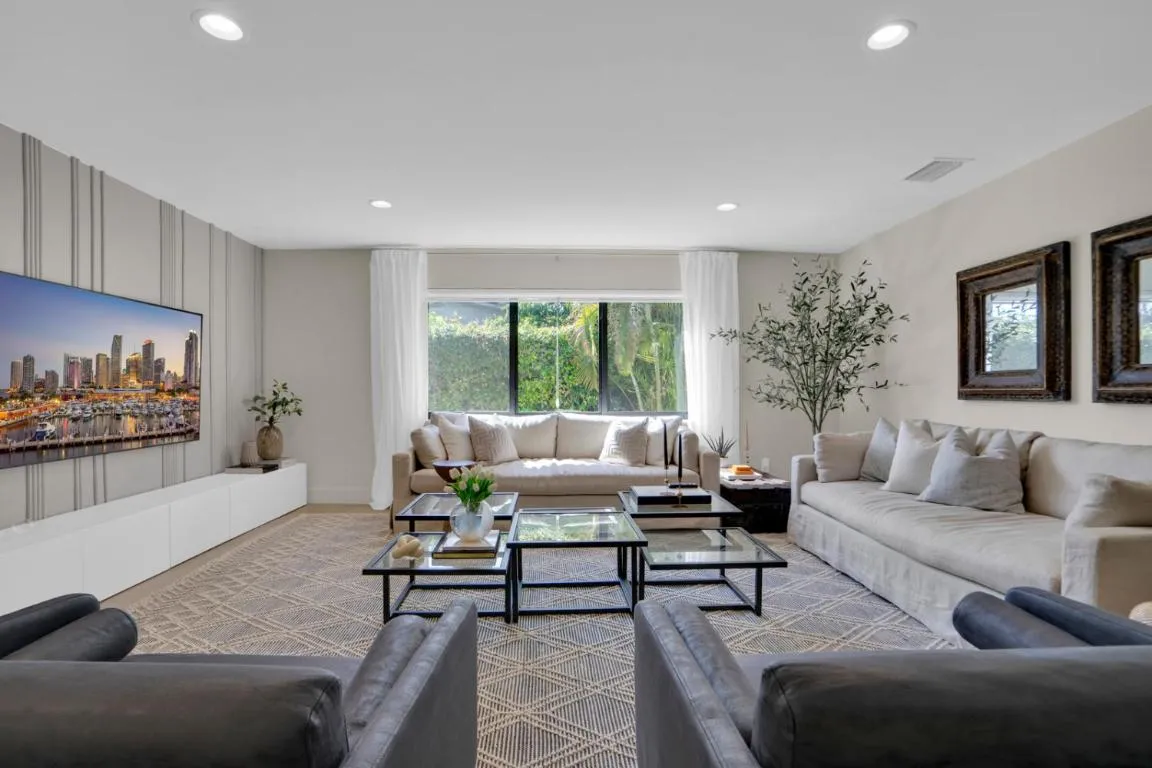 Image of Miami GEM