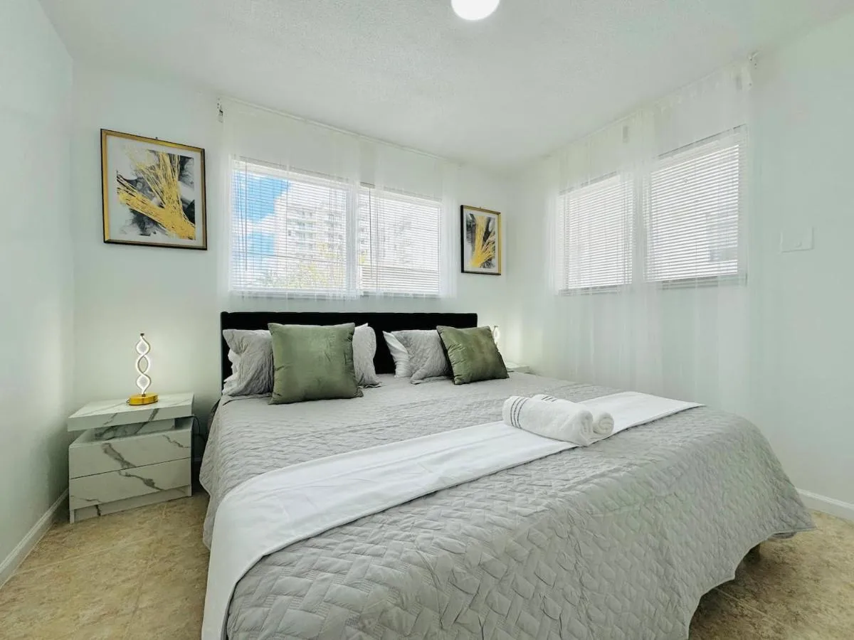 Image 1 of Miami Magic Cozy 2-bedroom Getaway In The City