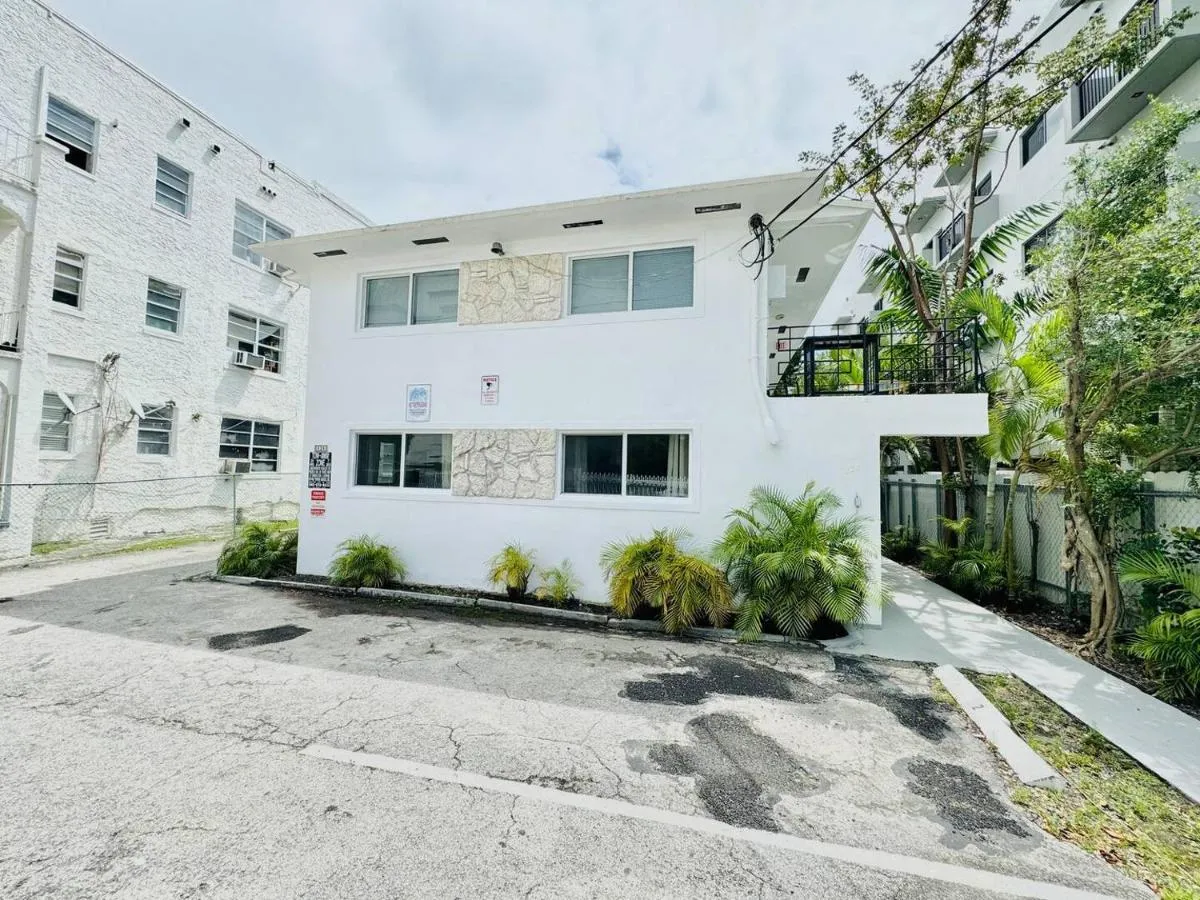 Image 5 of Miami Magic Cozy 2-bedroom Getaway In The City
