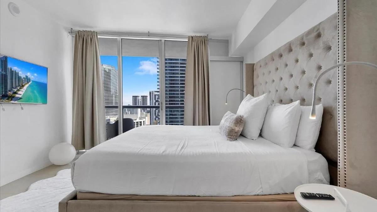 Image 1 of Miami city Views at Icon Brickell