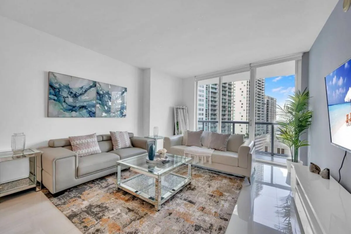 Image 1 of Modern 1 Bed ICON Brickell with Amazing Views