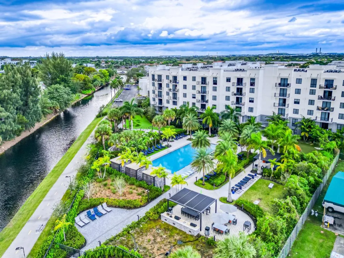 Image 6 of Modern 1 Bedroom In The Heart Of Downtown Doral
