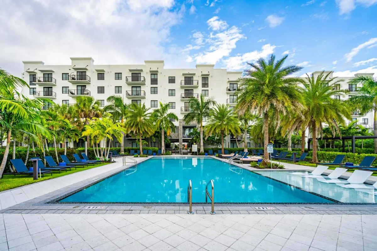 Image 3 of Modern 1 Bedroom In The Heart Of Downtown Doral