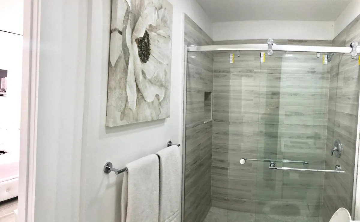 Image 1 of Modern Home, Excellent Location Miami