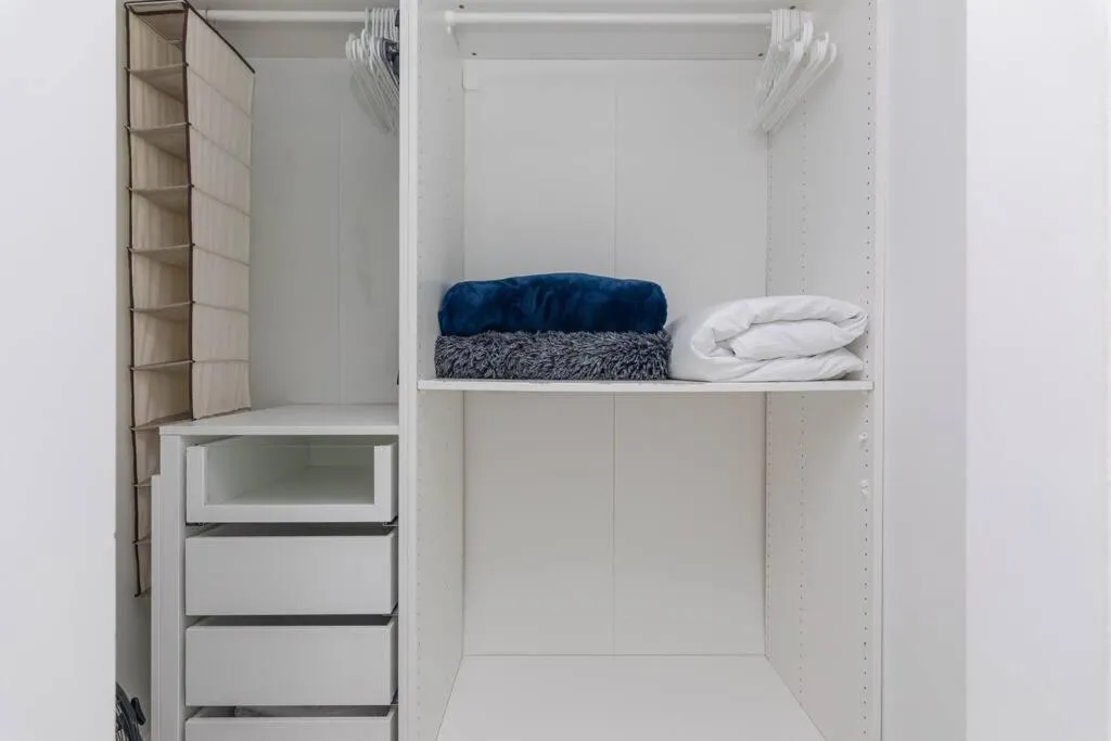 Image 2 of Modern & Lux Suite in SLS