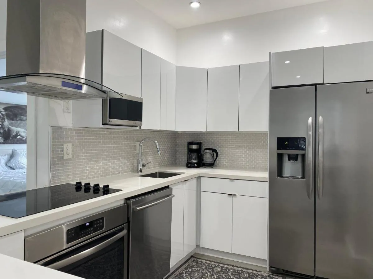 Image 1 of Modern & New,Excellent Location Miami