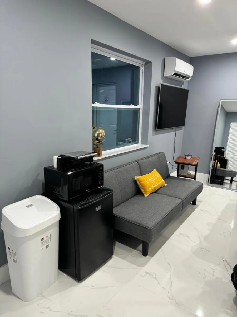 Image 3 of Modern Studio near Wynwood