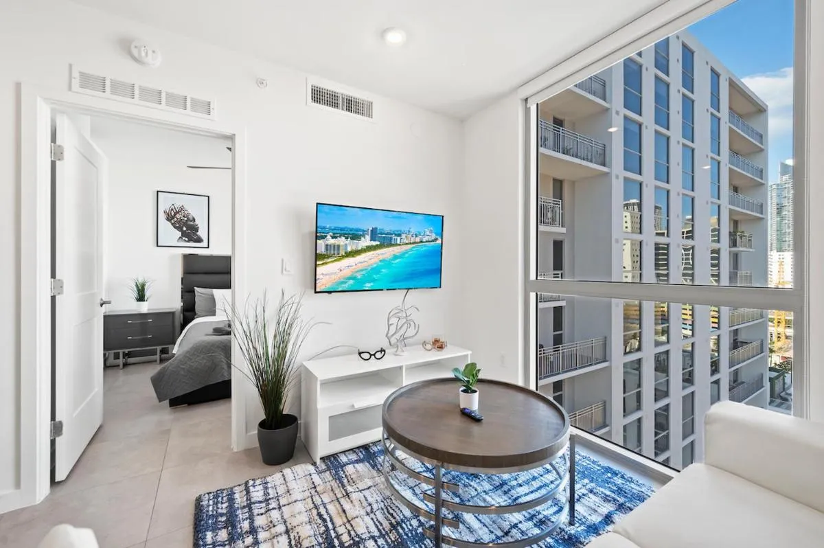 Image 4 of Modern Unit Mins from Brickell With Free Parking