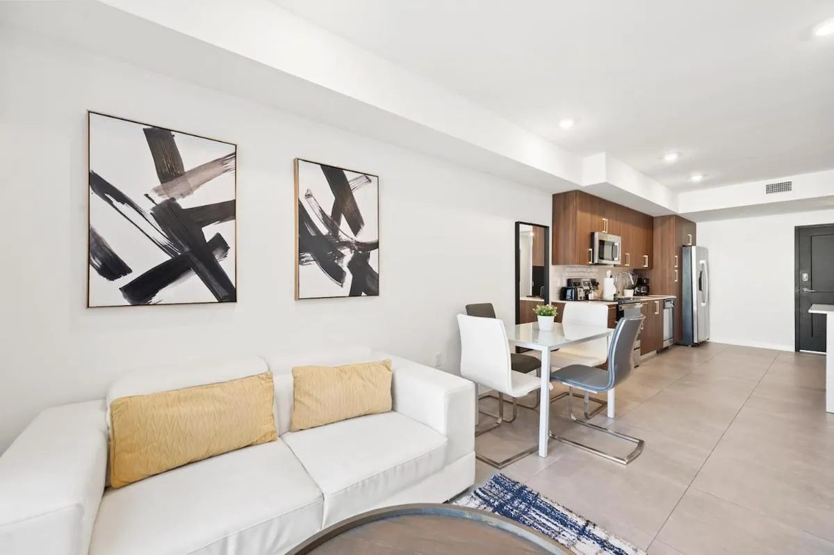 Image 1 of Modern Unit Mins from Brickell With Free Parking