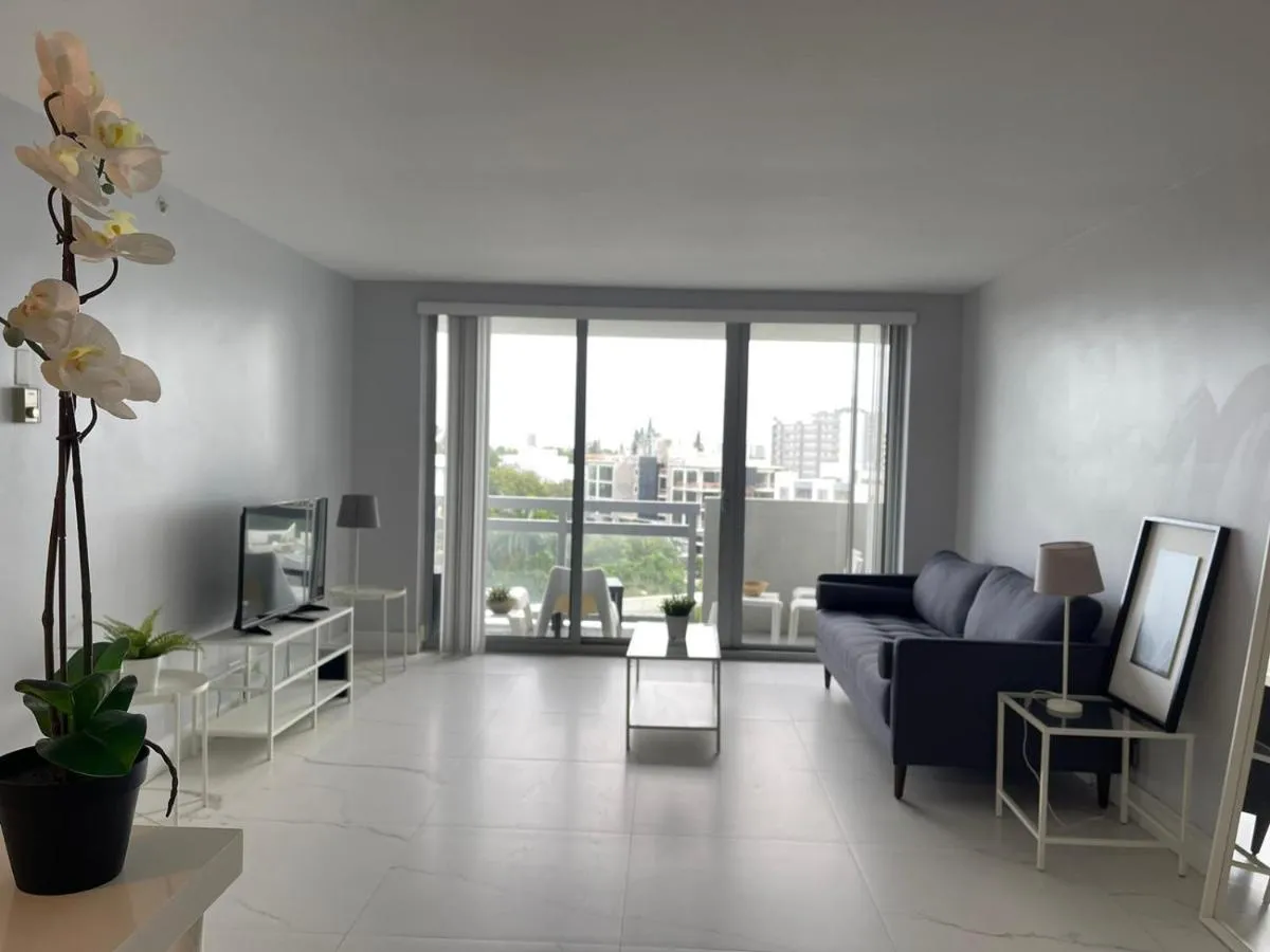 Image 4 of Modern one bedroom apartment