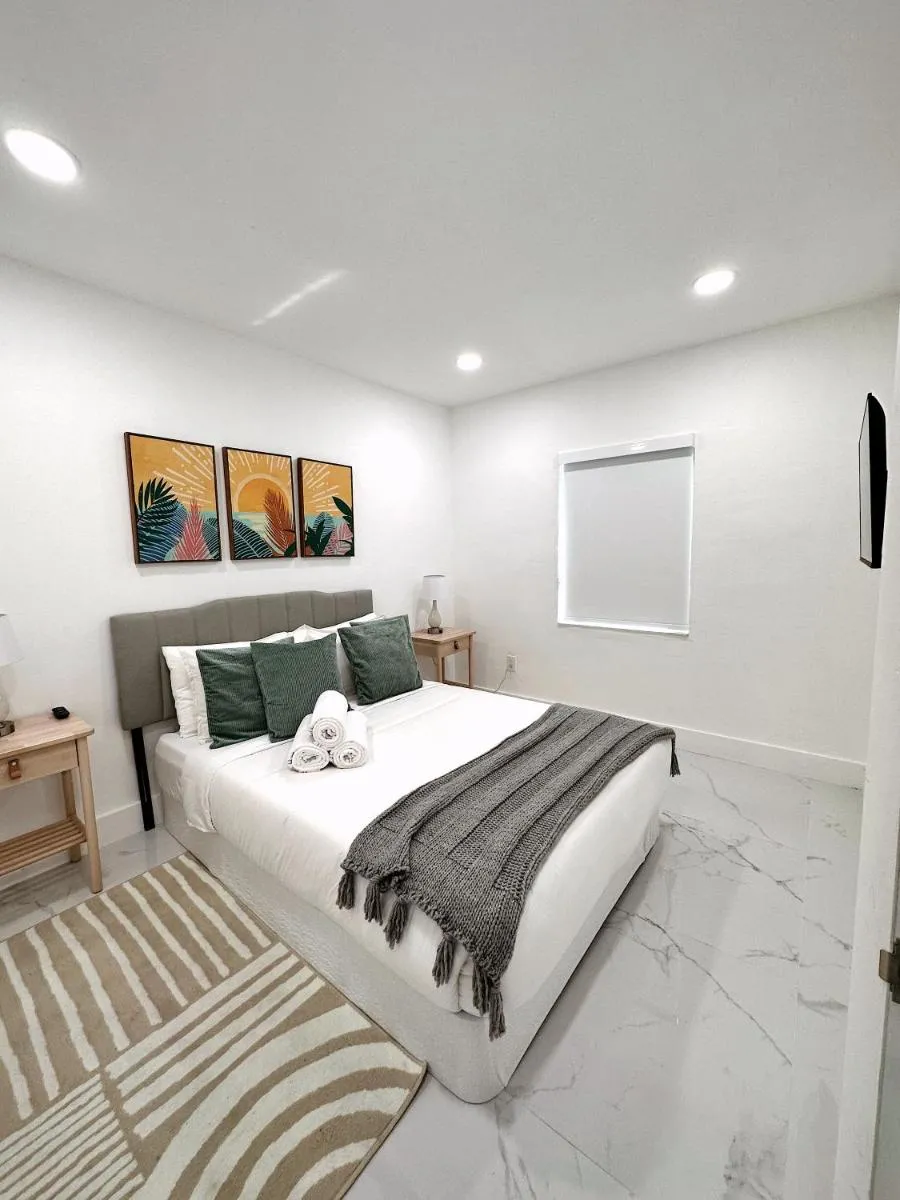 Image 6 of NEW Comfy and Modern House near Miami Airport