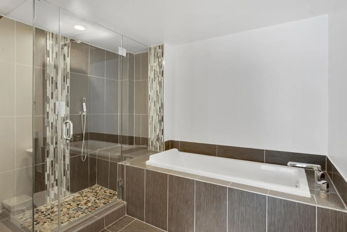 Image 2 of NEW!!! W Brickell Miami- ICON DELUXE LOUNGE with 2 masters