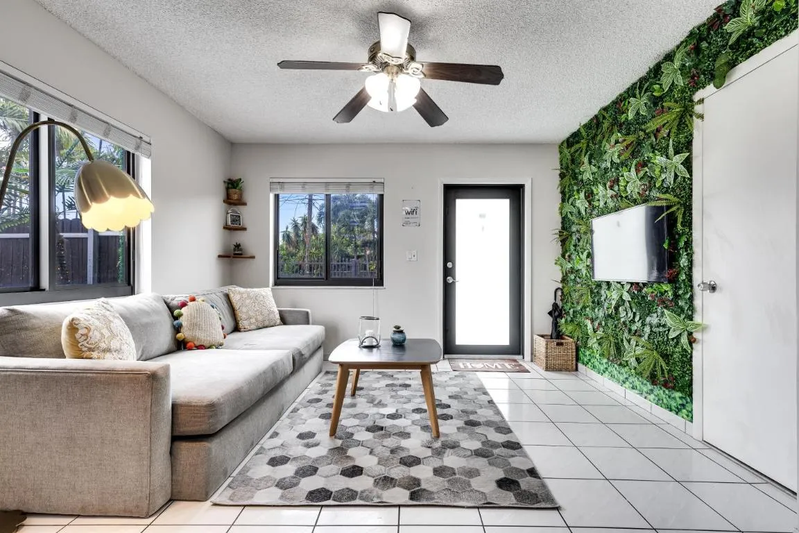 Image of New 2Bedroom 2Bath House with Private Backyard & Jacuzzi