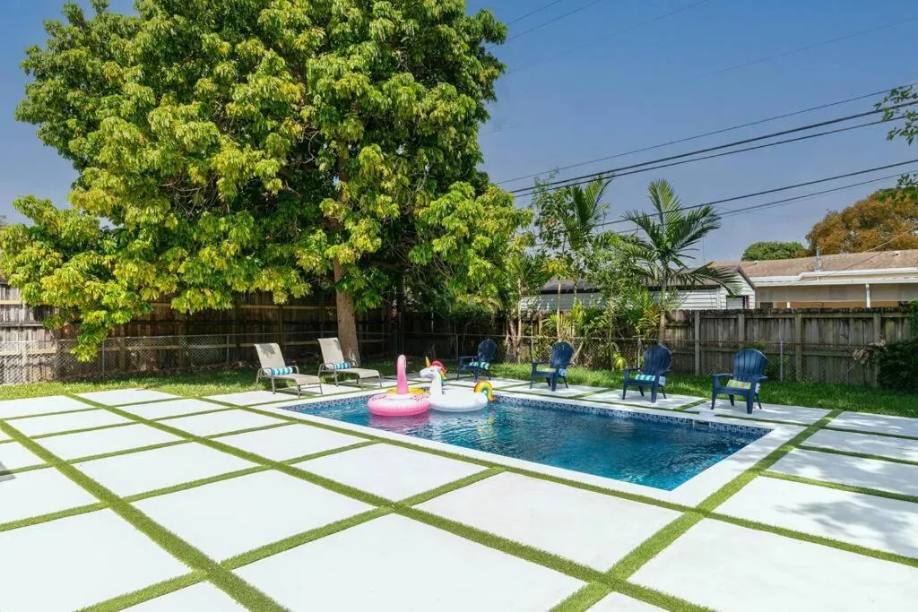 Image of New Miami Home, POOL Near Airport and beaches, King Bed
