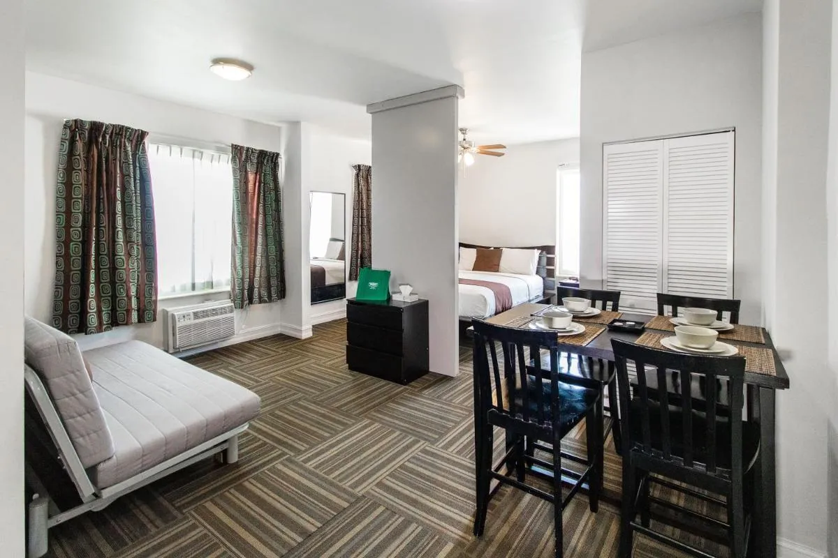 Image 1 of Ocean Reef Suites