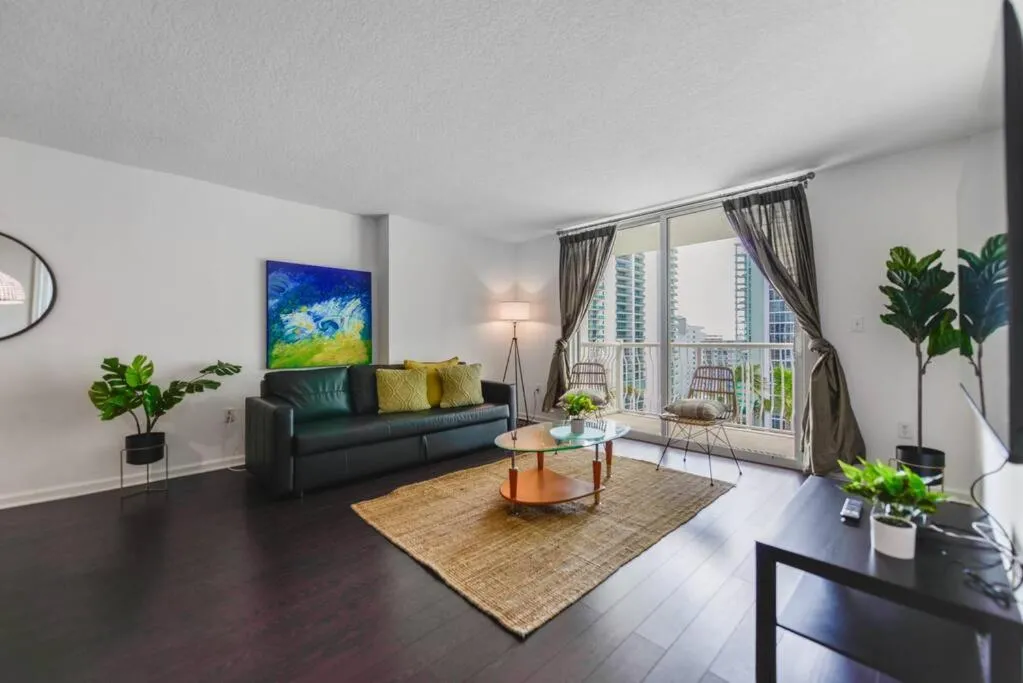 Image of Ocean View Exquisite 1 BR Condo with Free Parking