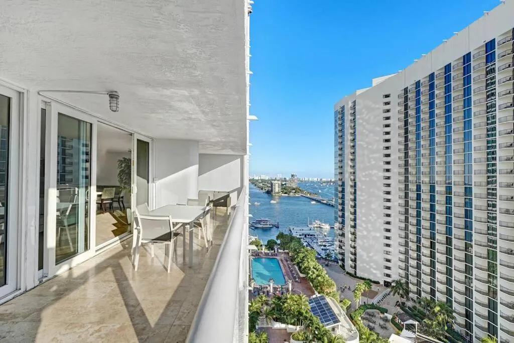 Image 6 of Over The Moon! Miami Skyline and Water Views!