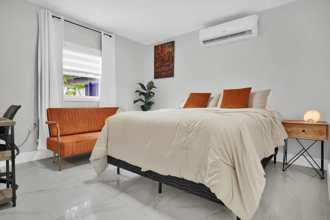 Image of Peaceful 1 Bdrm Guest Suite with Private Patio & Free Parking