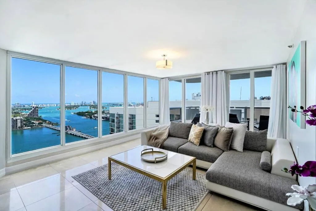Image of Pisces Dream – Direct water views!