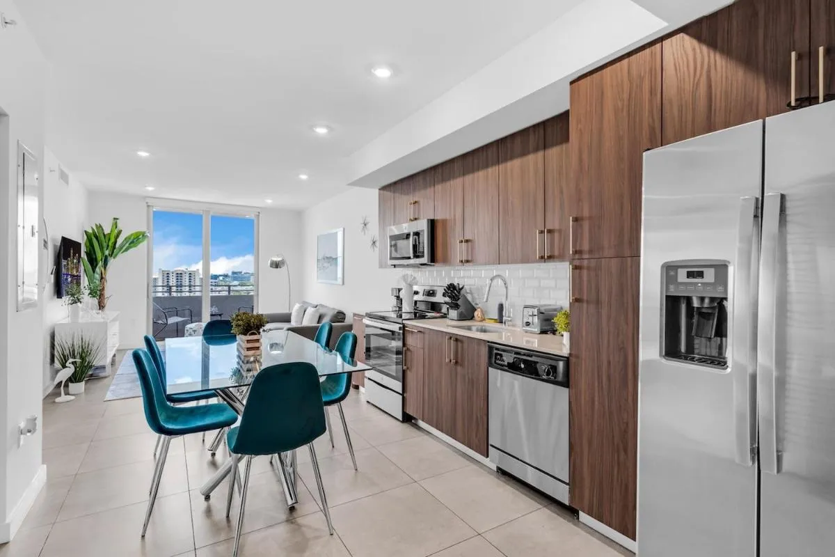 Image 5 of Prime Location 3 Bed Gem near Brickell With Parking