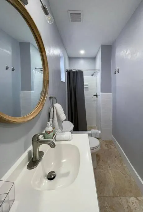 Image 3 of Private King Suite in Miami