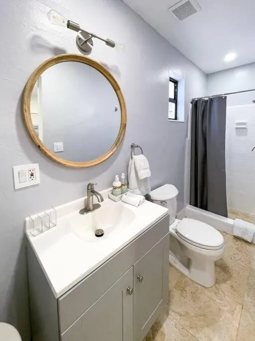 Image 6 of Private King Suite in Miami