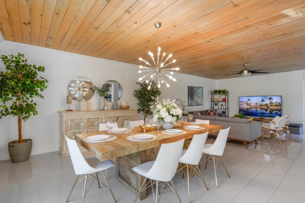 Image 5 of Private Pool – Free Parking – Stay in Coral Gables