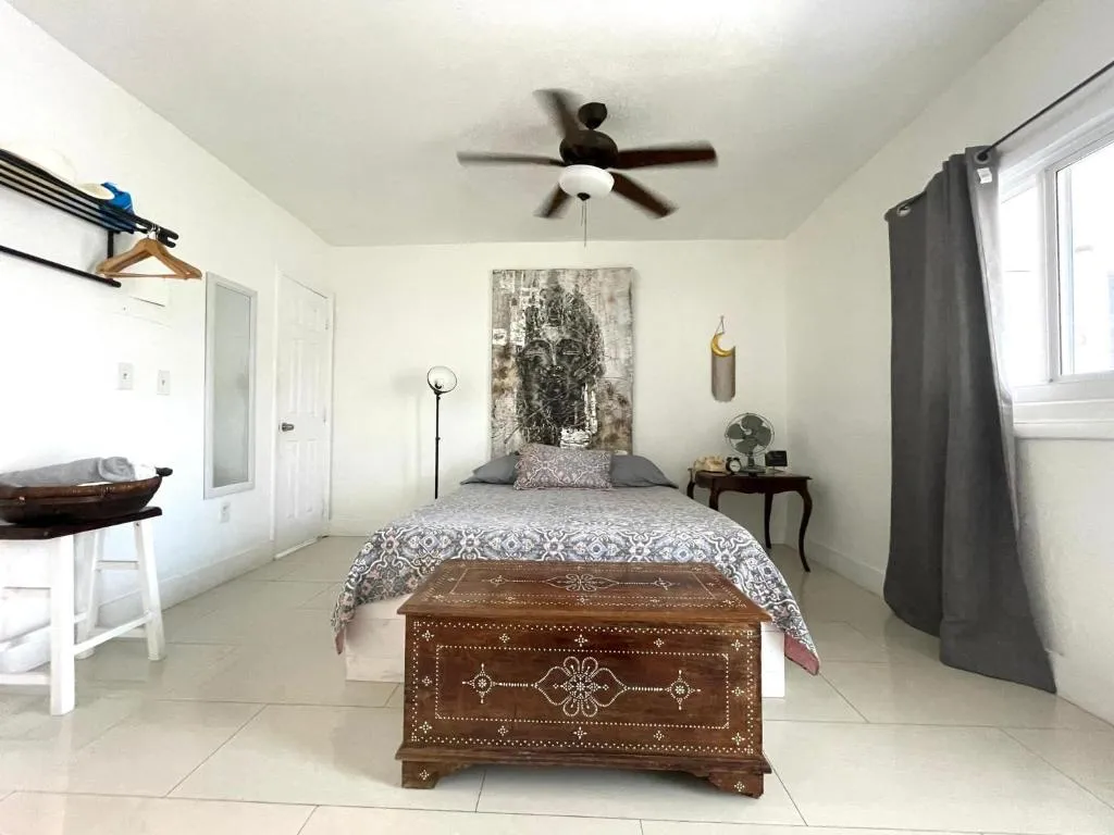 Image of Private Studio blocks from Coconut Grove – 6C