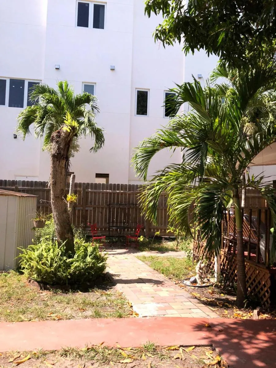 Image 4 of Private and Secluded Studio in Little Havana – 6V