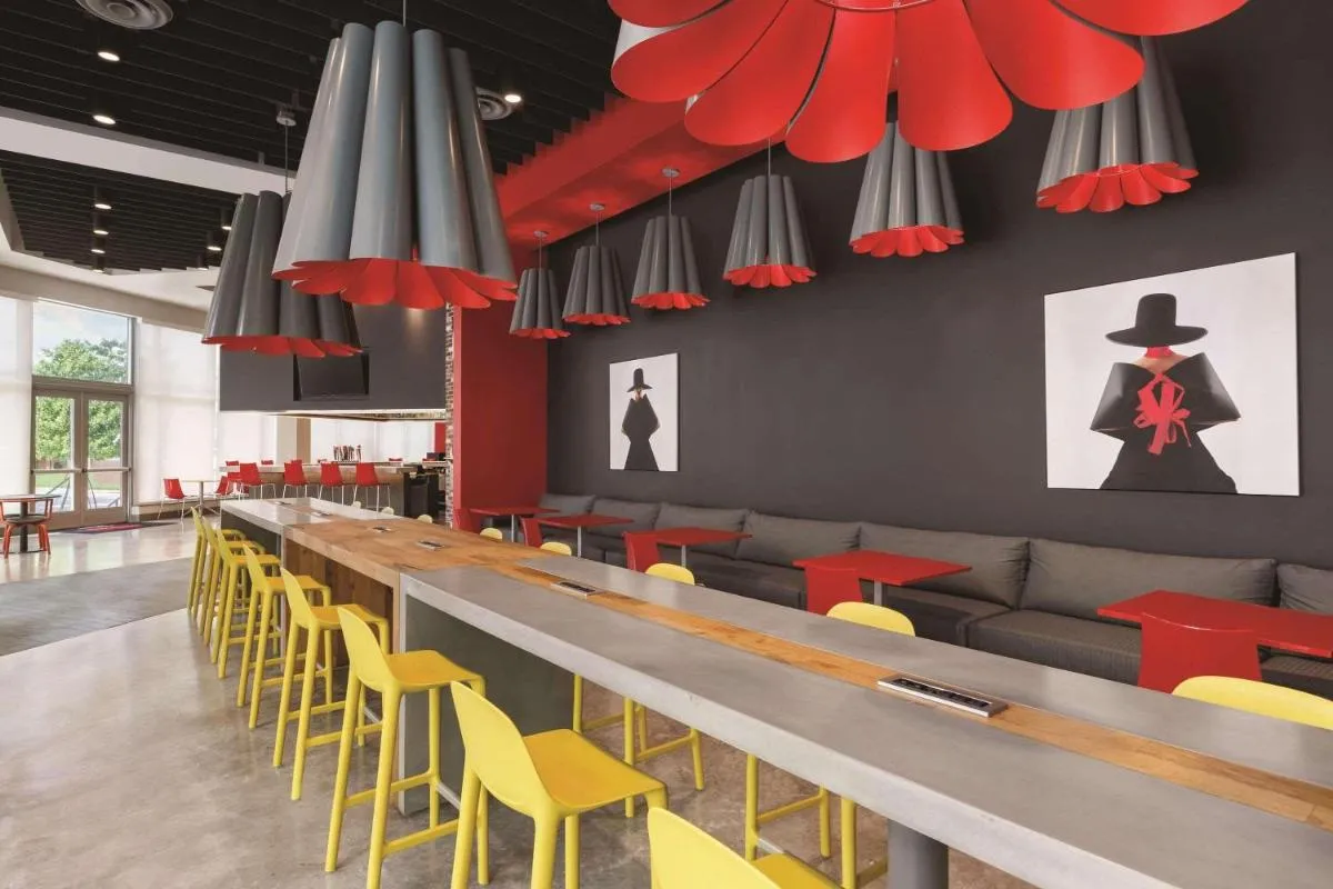 Image 4 of Radisson RED Miami Airport