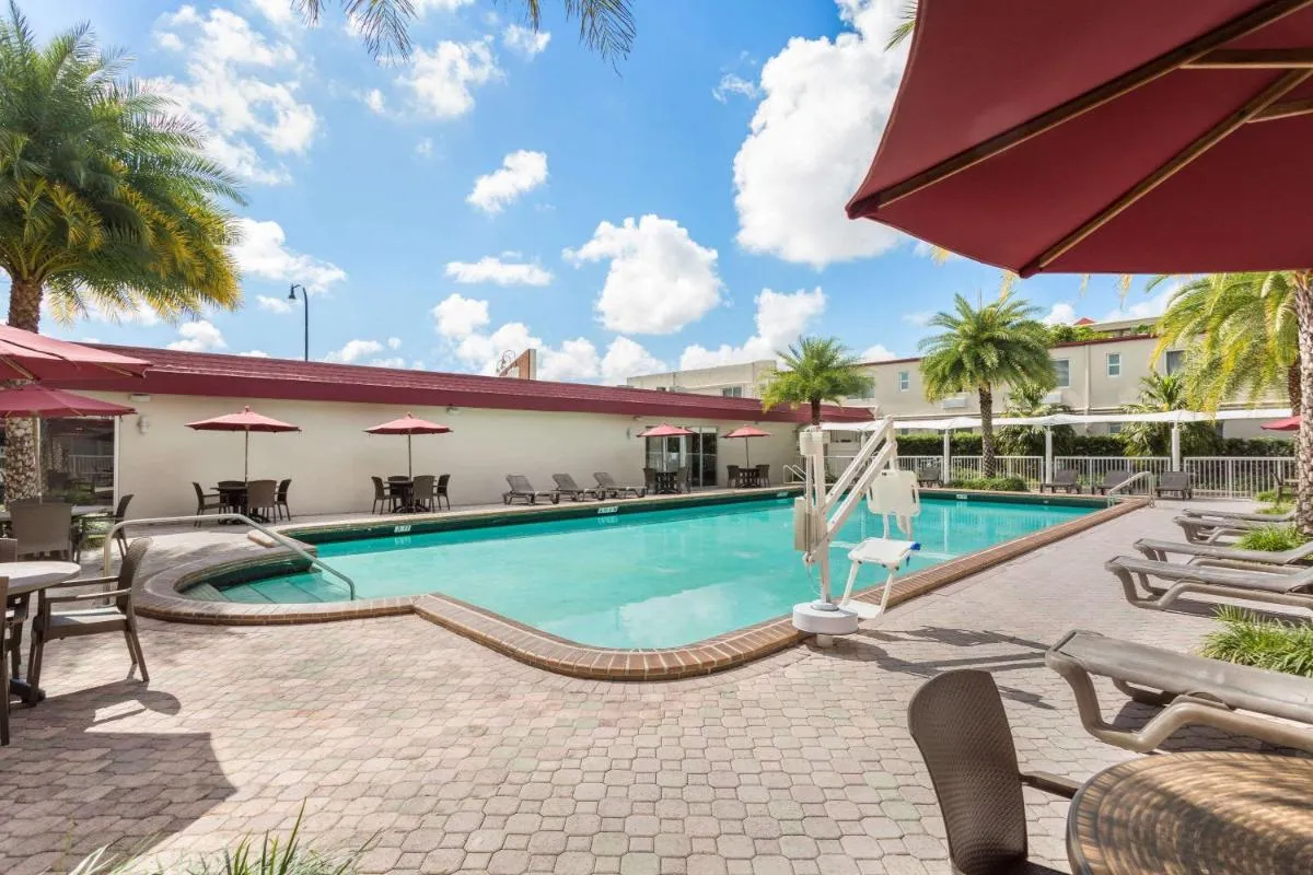 Image 3 of Ramada by Wyndham Miami Springs/Miami International Airport
