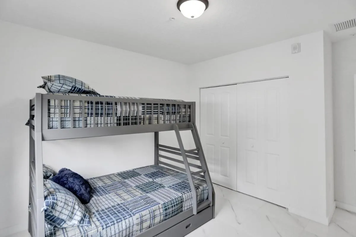 Image 5 of Renzzi Wynwood Apartments
