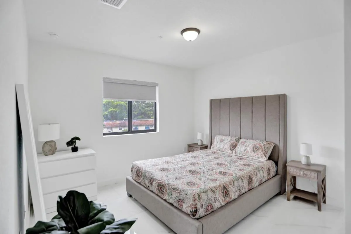 Image 6 of Renzzi Wynwood Apartments