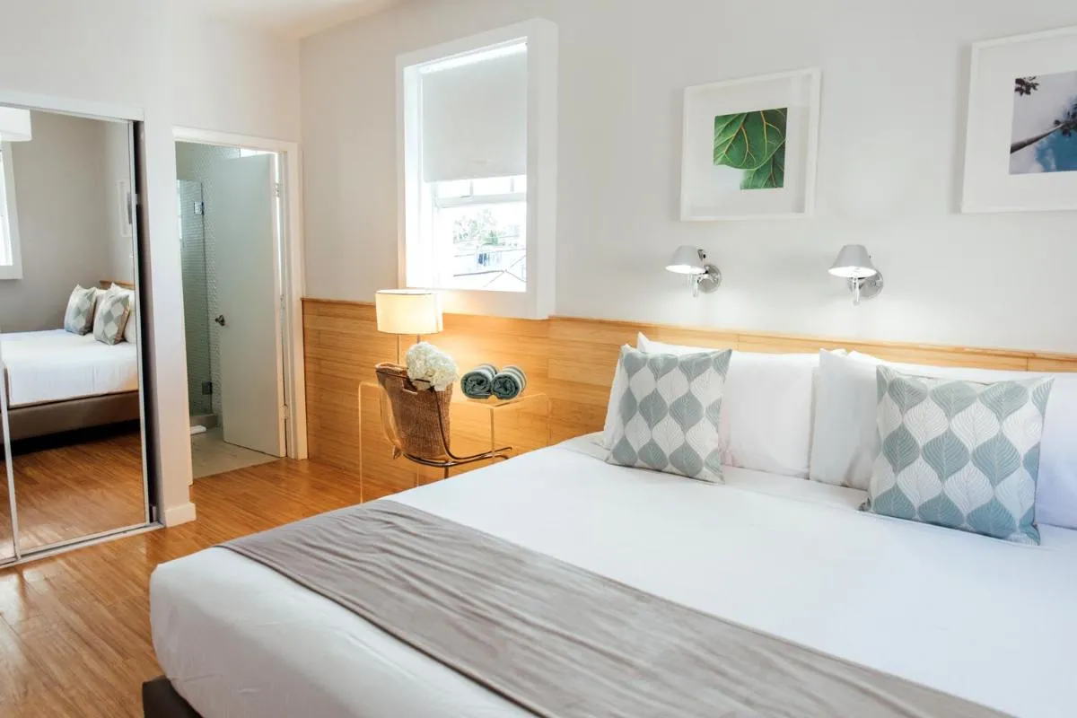 Image 3 of Riviere South Beach Hotel