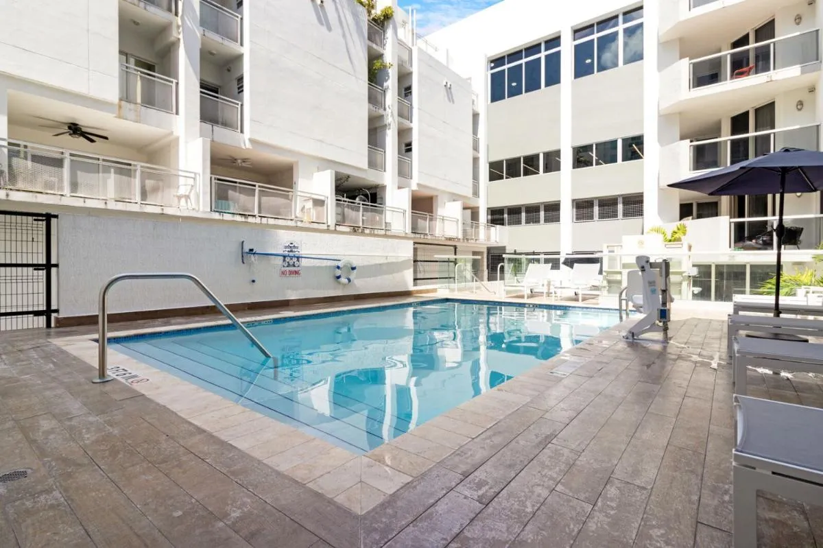 Image 6 of Roami at Habitat Brickell