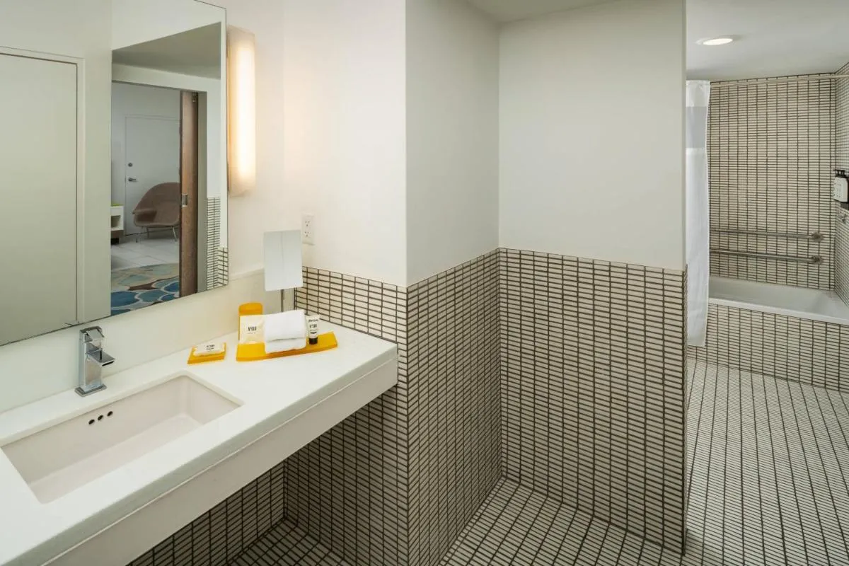 Image 2 of Royal Palm South Beach Miami, a Tribute Portfolio Resort