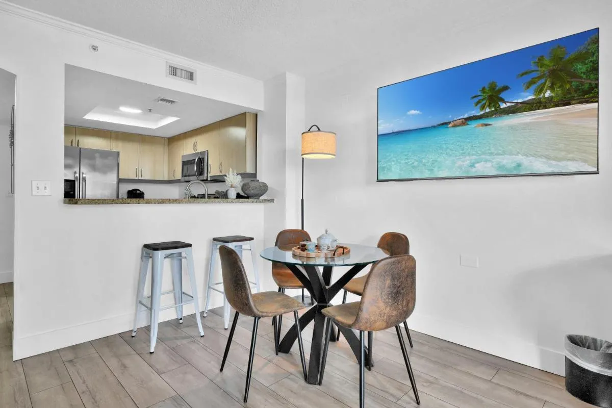 Image 5 of Serene Cozy Retreat with Balcony Free Parking