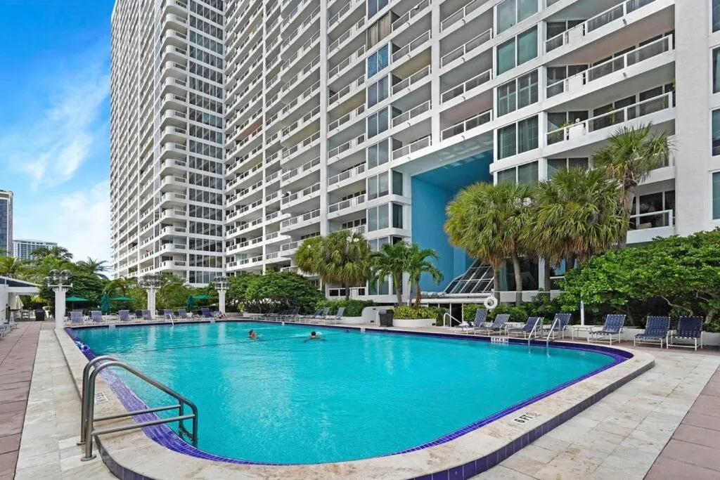 Image 3 of Shades of Miami Sky Penthouse! Newly Renovated