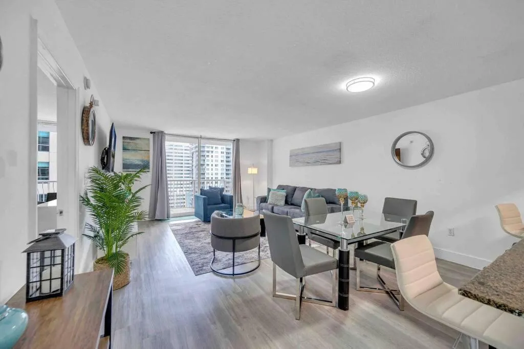 Image 1 of Spacious 1Bedroom Unit Brickell-Free Parking