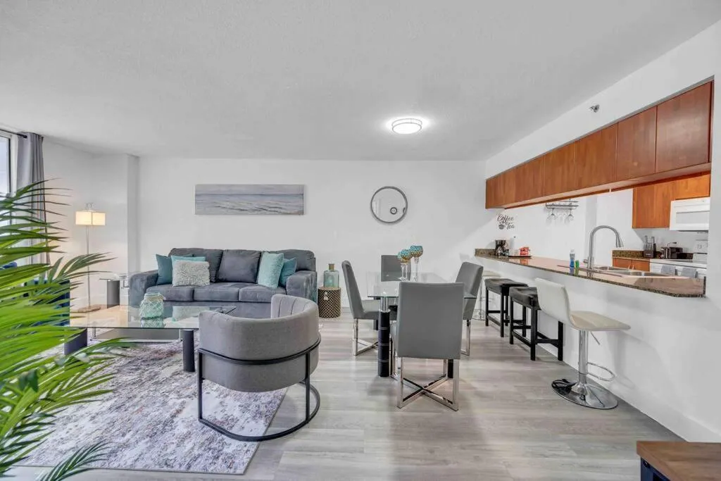 Image 5 of Spacious 1Bedroom Unit Brickell-Free Parking