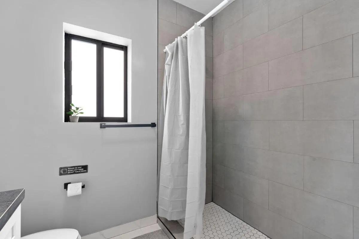 Image 6 of Spacious 4-BR House for Your Comfort