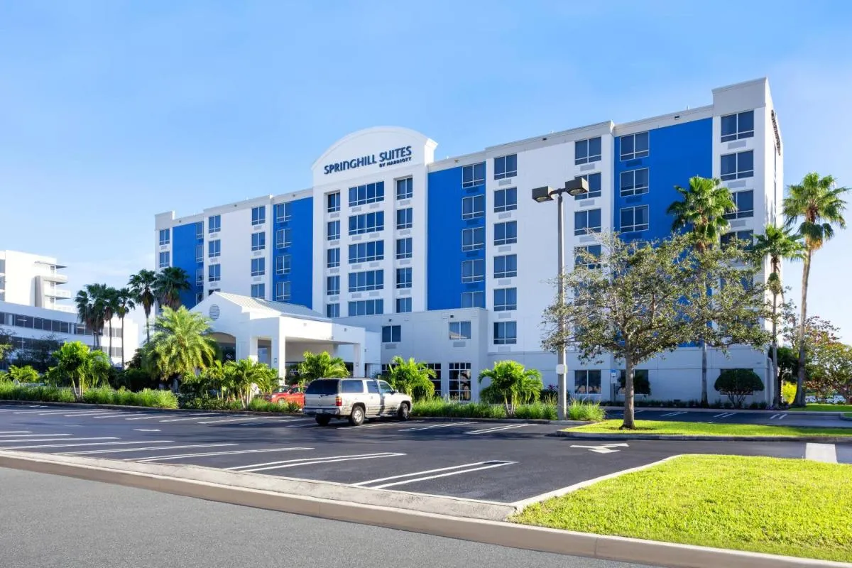 Image 6 of SpringHill Suites by Marriott Miami Airport South Blue Lagoon Area